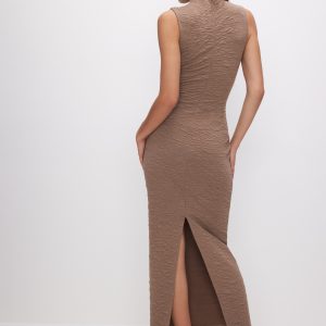Scrunchie Peek-a-boo Maxi Dress